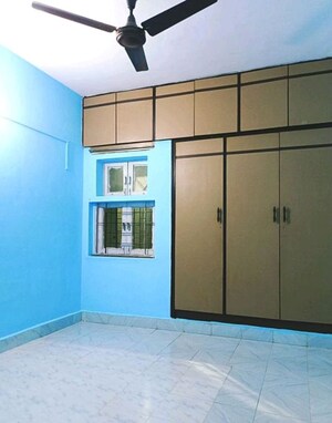 Room in 1 BHK Apartment at Ketaki Apartment, Vasant Vihar – for Rent