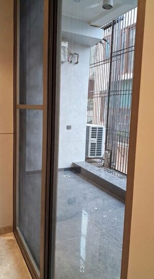 Building Lobby in 4 BHK Apartment at Jor Bagh – for Rent