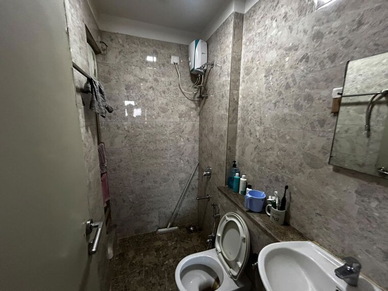 Bathroom, sheth-vasant-oasis 1 Bedroom 472 Sq.Ft. Apartment In Andheri East Mumbai 10794189