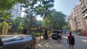  Apartment – Entrance View at Andheri West - for Sale