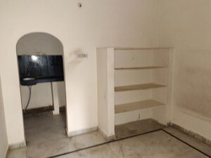 1 BHK Builder Floor For Rent in Moti Nagar