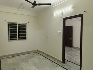 Room in 2 BHK Apartment at Moti Kalyan Apartments, Moti Nagar – for Rent
