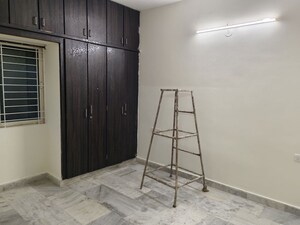 Room in 2 BHK Apartment at Moti Kalyan Apartments, Moti Nagar – for Rent
