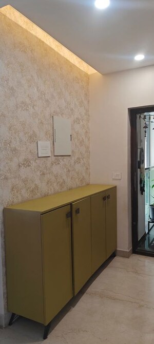 Room in 4 BHK Apartment at Advaitha Aksha, Koramangala – for Rent