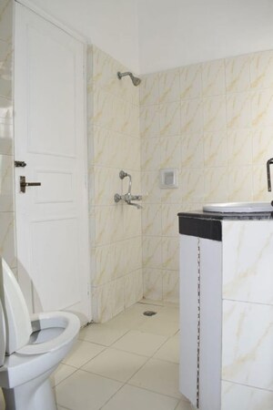 Bathroom in 3 BHK Builder Floor at Malibu Town – for Rent