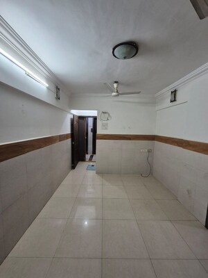 Room in 2 BHK Apartment at Monalisa Koparkhairne, Kopar Khairane – for Rent