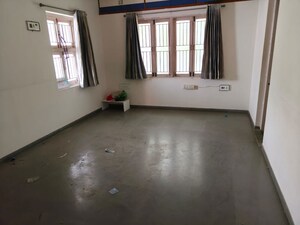 Room in 3 BHK Villa at Shivranjani – for Rent