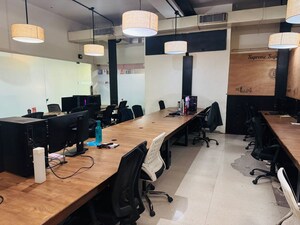  Office Space For Rent in Crystal Paradise, Andheri West