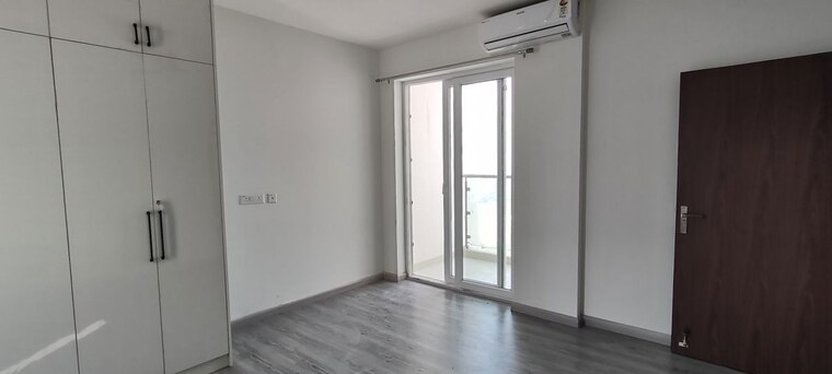 Room, hero-homes-gurgaon 3 Bedroom 1389 Sq.Ft. Apartment In Sector 104 Gurgaon 10794411