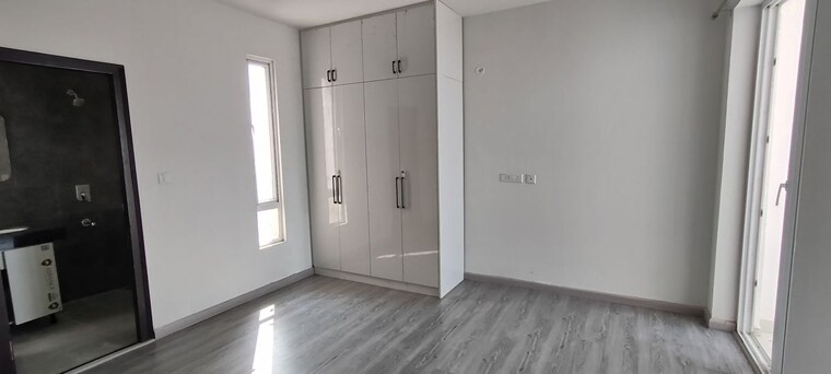 Room, hero-homes-gurgaon 3 Bedroom 1389 Sq.Ft. Apartment In Sector 104 Gurgaon 10794411