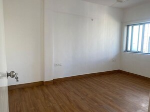 Room in 3 BHK Apartment at Payal CHS Varsova, Versova – for Rent