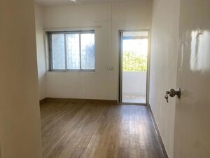 Room in 3 BHK Apartment at Payal CHS Varsova, Versova – for Rent