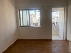 Room in 3 BHK Apartment at Payal CHS Varsova, Versova – for Rent