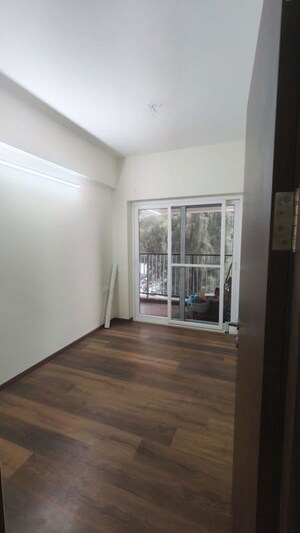 Room in 3 BHK Apartment at Century Horizon, Jakkuru – for Rent