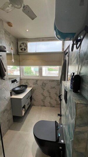 Attached Bathroom in 3 BHK Builder Floor at East Patel Nagar – for Sale