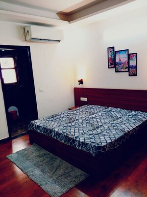Bedroom in 2 BHK Builder Floor at Sector 52a – for Rent