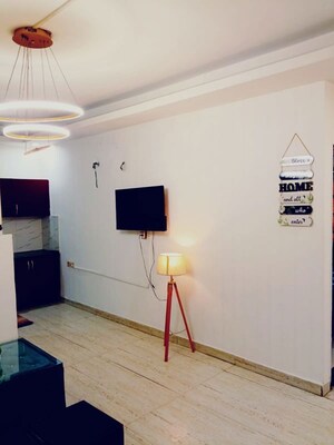 Team Area in 2 BHK Builder Floor at Sector 52a – for Rent