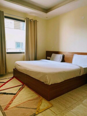 Bedroom in 2 BHK Builder Floor at Sector 52 – for Rent