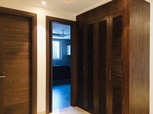 Room in 3 BHK Builder Floor at Defence Colony – for Sale