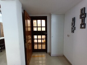 Room in 2 BHK Builder Floor at Shivalik Colony – for Rent