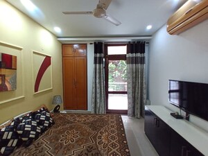 Bedroom in 2 BHK Builder Floor at Shivalik Colony – for Rent