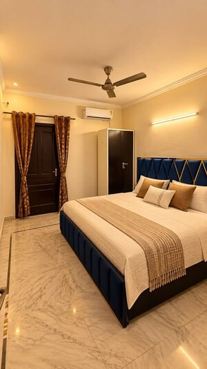 Bedroom in 4 BHK Apartment at SS Mayfield Gardens, Sector 51 – for Rent