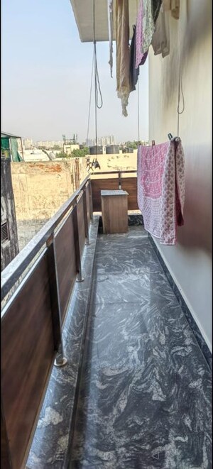Balcony in 3.5 BHK Apartment at Eldeco Ananda, Sector 48 – for Rent