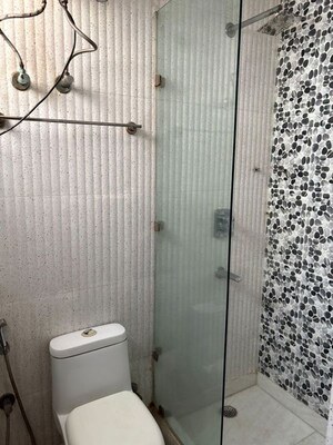 Bathroom in 3 BHK Builder Floor at South Extension ii – for Rent