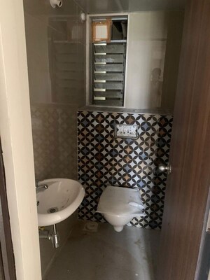 Bathroom in 1 BHK Apartment at Dosti Greater Thane, Kalher – for Rent
