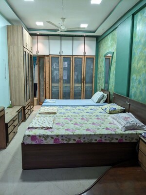 Pg For Rent in Maryland CHS Worli, Worli