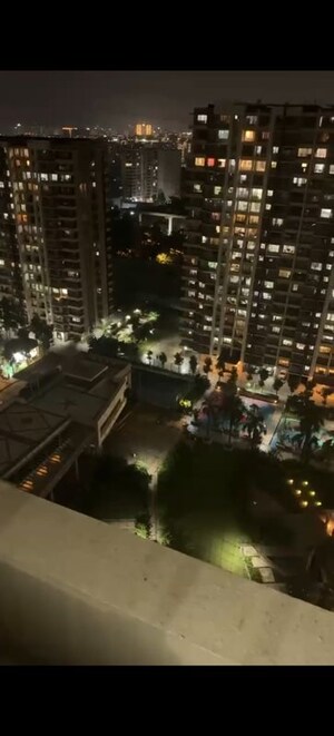2 BHK Apartment For Rent in Kalpataru Aura, Ghatkopar West
