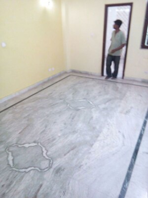 Room in  Pg at Sector 122 – for Rent