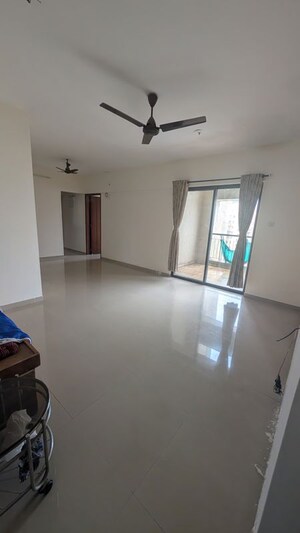 Room in 3 BHK Apartment at Saarrthi Souvenir, Baner – for Rent