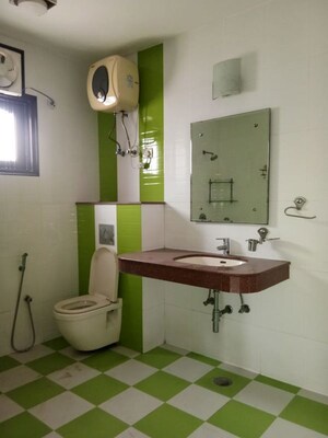 Attached Bathroom in 2 BHK Independent House at Sector 10a – for Rent