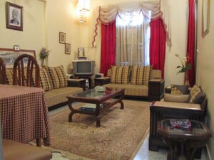 Living Room in 2 BHK Independent House at Sector 10a – for Rent