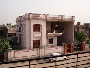 2 BHK Independent House – Exterior View View at Sector 10a - for Rent
