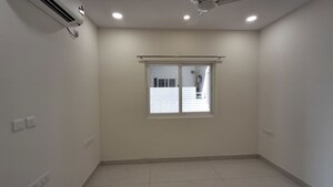 Room in 3 BHK Apartment at Prestige Beverly Hills, Kokapet – for Rent