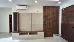 Room in 3 BHK Apartment at Prestige Beverly Hills, Kokapet – for Rent