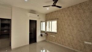 Room in 3 BHK Apartment at Prestige Beverly Hills, Kokapet – for Rent
