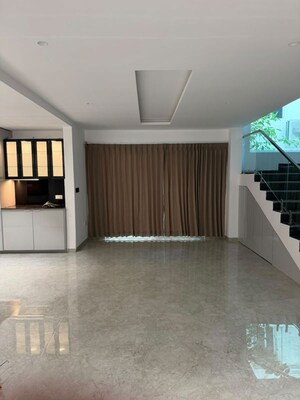 Room in 4 BHK Villa at Grand Boulevard, Gachibowli – for Rent