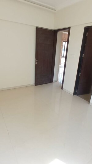 Room in 2 BHK Apartment at Goel Ganga Florentina, Nibm Annexe – for Rent