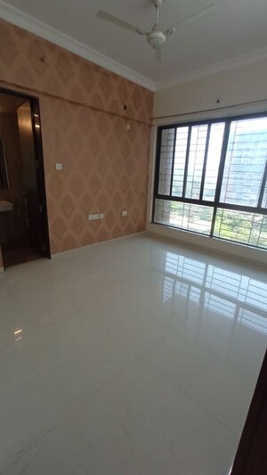 Room in 2 BHK Apartment at Goel Ganga Florentina, Nibm Annexe – for Rent