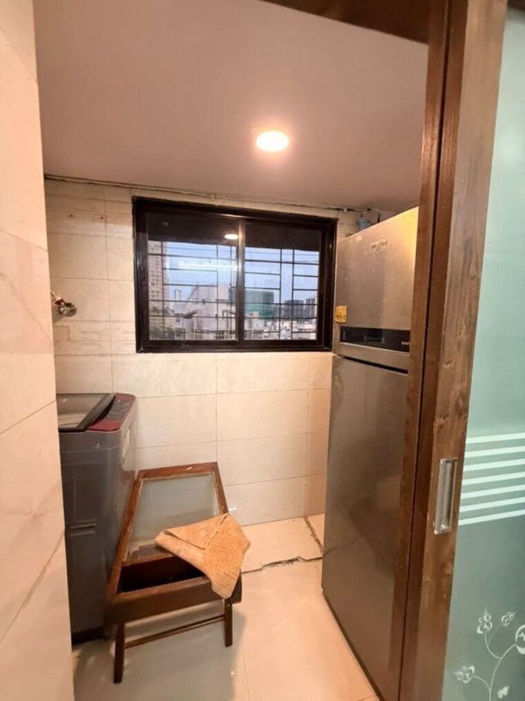 Bathroom, hdil-dheeraj-diamond 2 Bedroom 622 Sq.Ft. Apartment In Malad West Mumbai 10794646