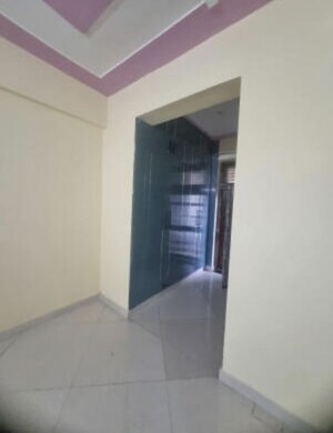 Room in 3 BHK Builder Floor at Champa Estate, Mu 1 Greater Noida – for Rent