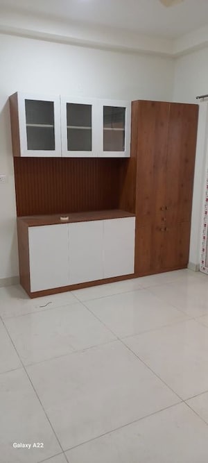 Room in 3 BHK Apartment at Prestige Tranquil, Kokapet – for Rent