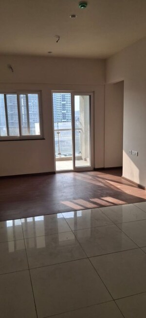 Room in Studio Apartment at Purva Silversands, Mundhwa – for Sale