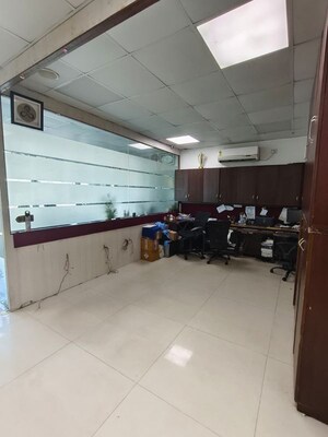 Team Area in  Office Space at Satra Plaza, Vashi Sector 19d – for Rent