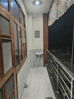 Balcony in 1 BHK Independent House at Champa Estate, Mu 1 Greater Noida – for Rent
