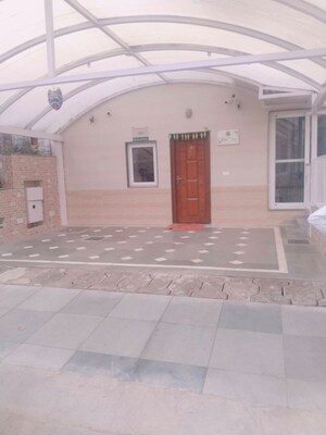 5 BHK Villa – Exterior View View at Sector 50 - for Rent