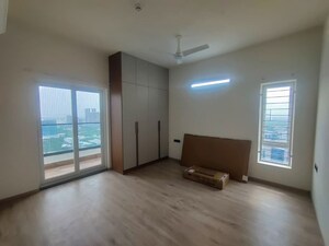 Room in 4 BHK Apartment at Sumadhura The Olympus, Financial District – for Rent
